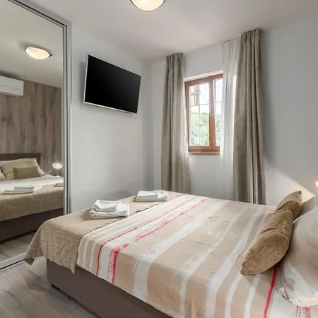 17473a Apartman